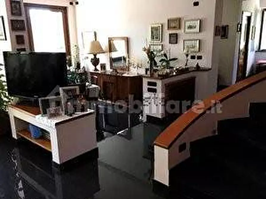 Immagine 13 di Villa in vendita  in Via Eschilo 54 a Roma