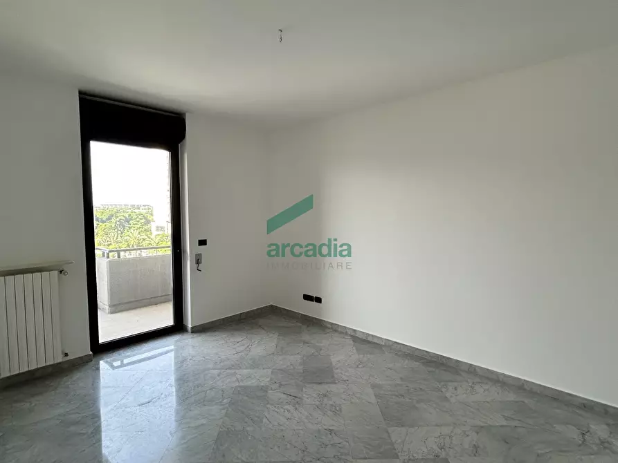 Immagine 12 di Ufficio in affitto  in Viale San Josemaría Escrivá 28 a Bari