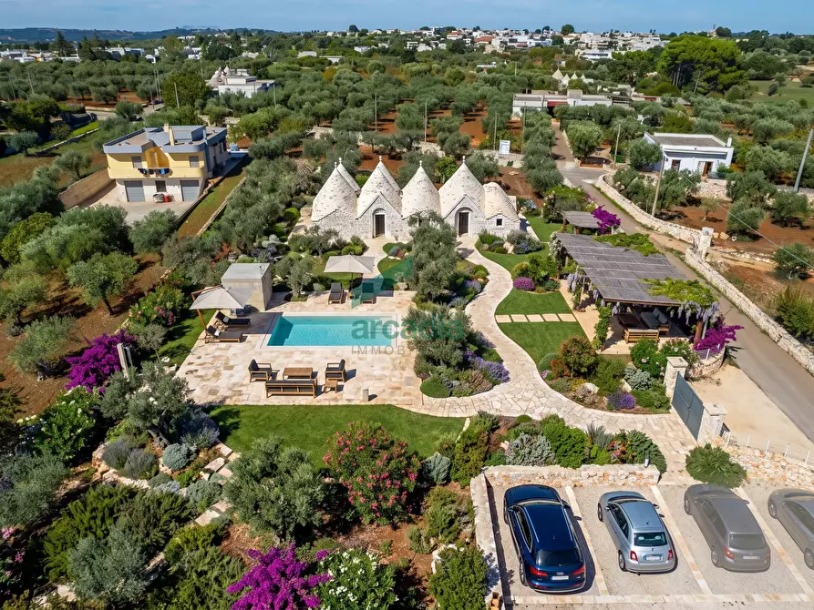 Immagine 31 di Rustico / casale in vendita  in Via Coreggia a Alberobello