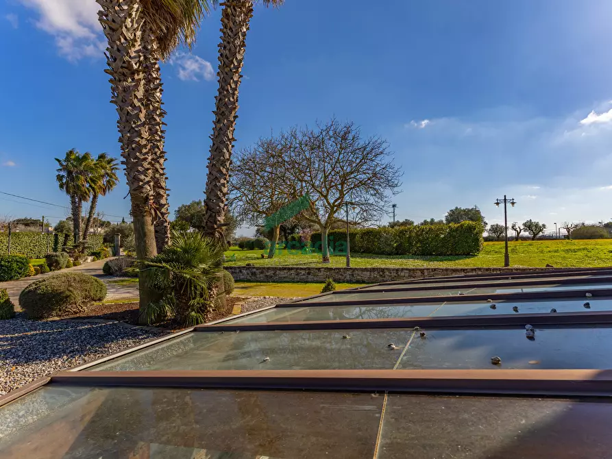 Immagine 40 di Locale commerciale in vendita  in Strada Vicinale Vecchia di Matera 369 a Gioia Del Colle