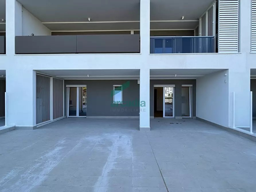 Immagine 10 di Bilocale in affitto  in Via Giovanni Amendola 156 a Bari