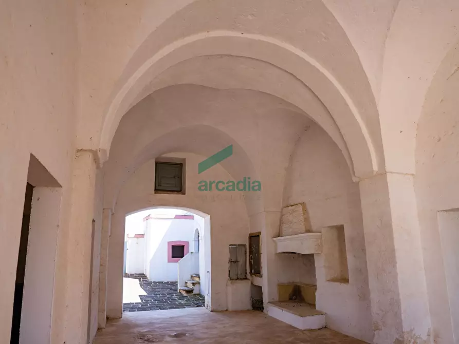 Immagine 37 di Rustico / casale in vendita  in Via Teano 58 a Fasano