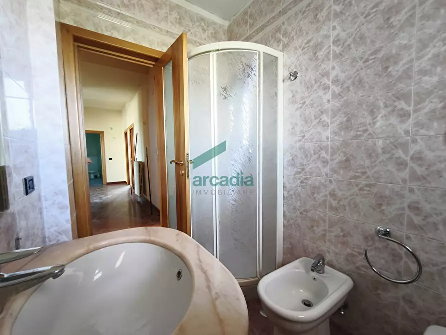 Immagine 29 di Villa in vendita  in Via Nazionale 8/H a Bari