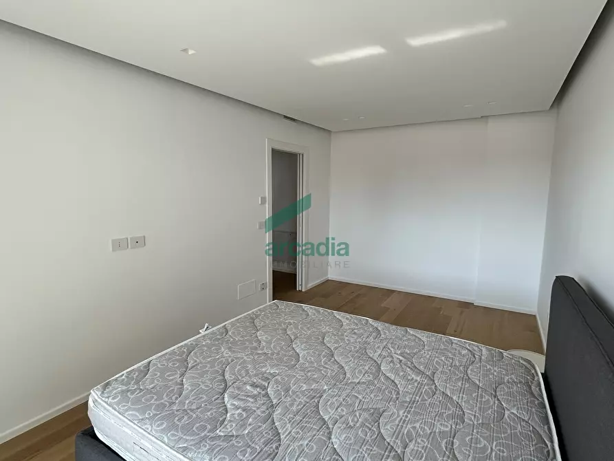 Immagine 11 di Bilocale in affitto  in Via Giovanni Amendola 156 a Bari