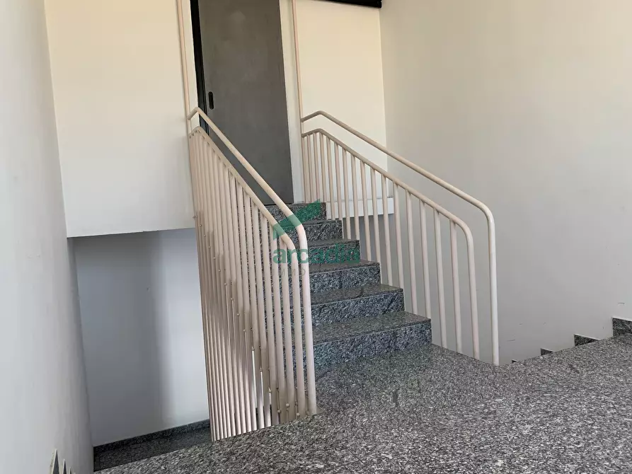Immagine 11 di Ufficio in affitto  in S.P. 231 a Modugno
