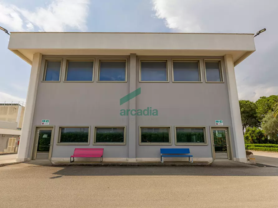 Immagine 14 di Attività artigianale in vendita  in Via dei Gigli 21 a Modugno