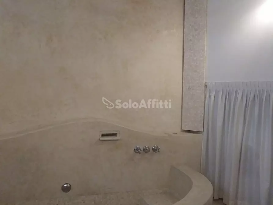 Immagine 16 di Bilocale in affitto  in Via Alfredo Baccarini a Ravenna