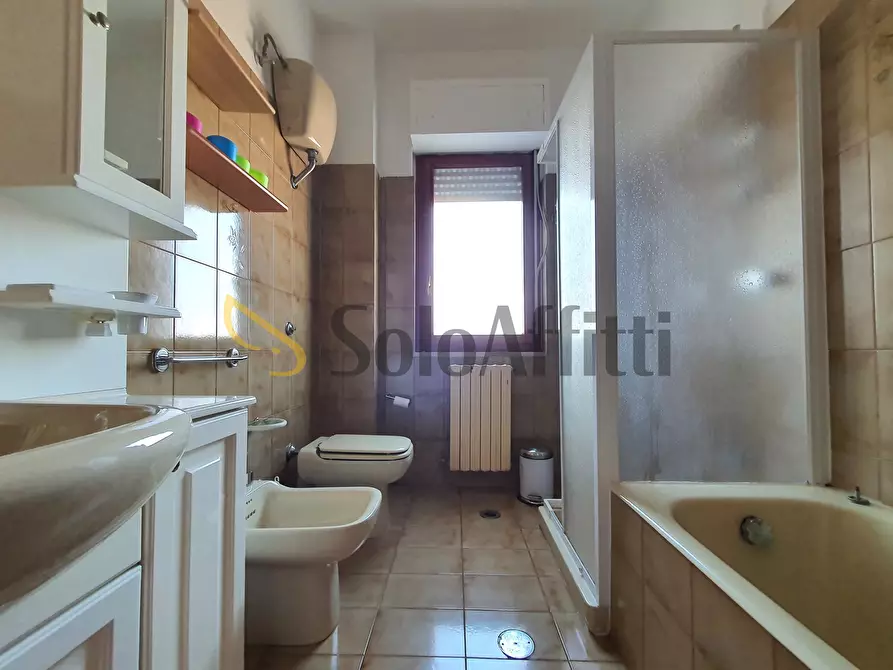 Immagine 11 di Stanza singola in affitto  a Catanzaro