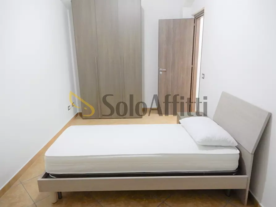 Immagine 12 di Stanza singola in affitto  a Catanzaro