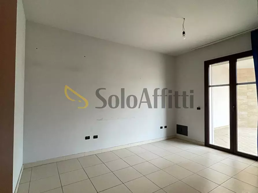 Immagine 24 di Pentalocale in affitto  a Sora