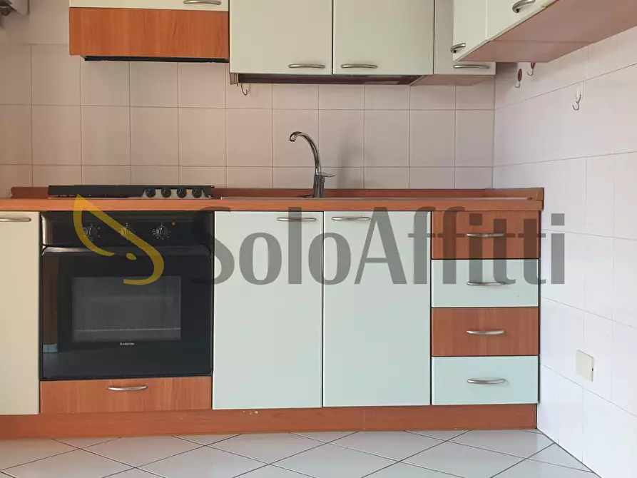 Immagine 1 di Bilocale in affitto  in Via Caravaggio 3 a Cesate