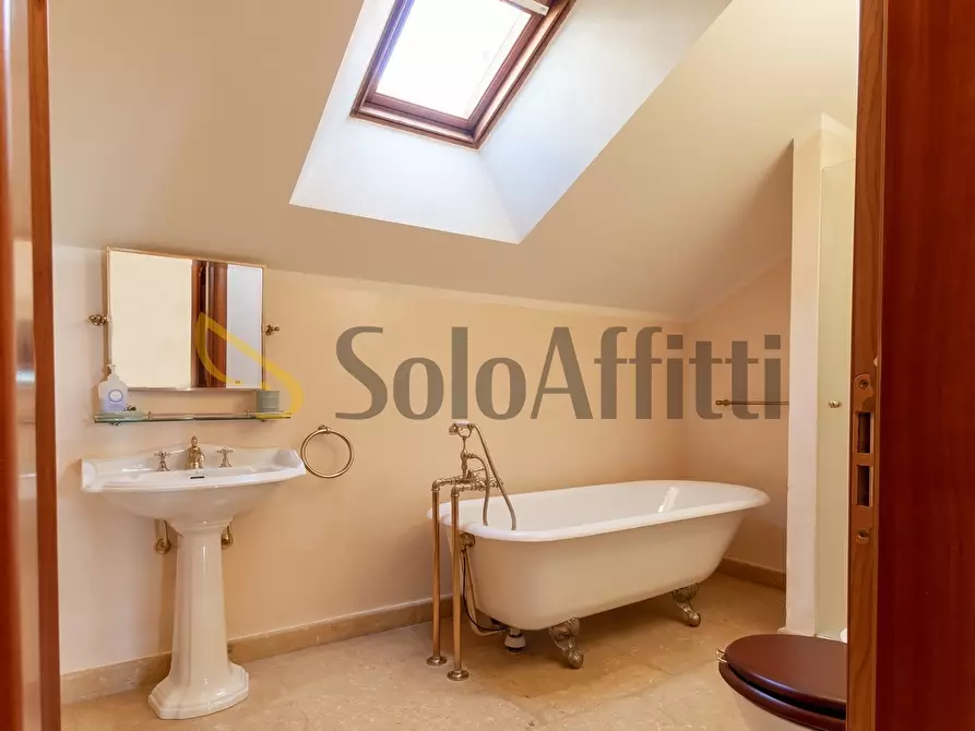 Immagine 30 di Villa in affitto  a San Remo