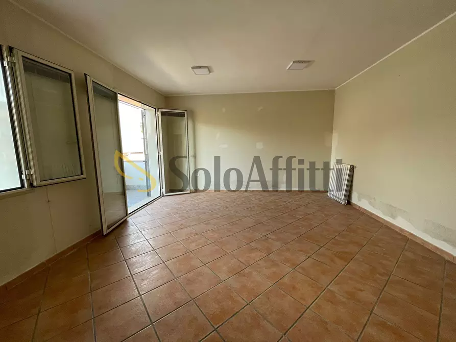 Immagine 22 di Ufficio in affitto  in Via Nazionale Appia 177 a Casapulla