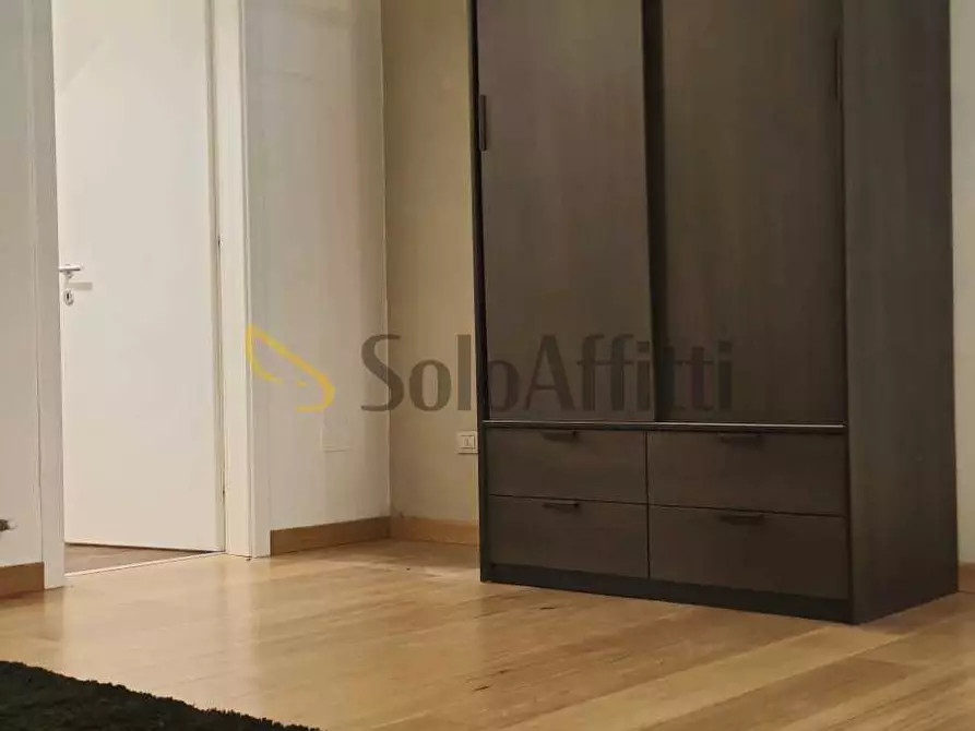 Immagine 36 di Trilocale in affitto  in VIA SCIOLZE a Torino