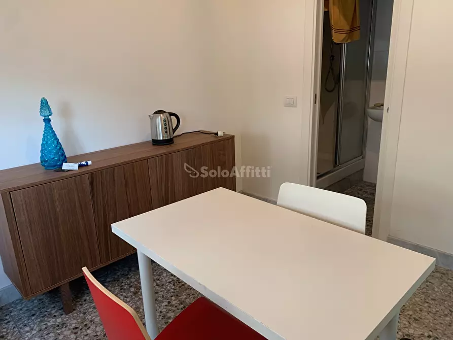 Immagine 25 di Bilocale in affitto  a Catania