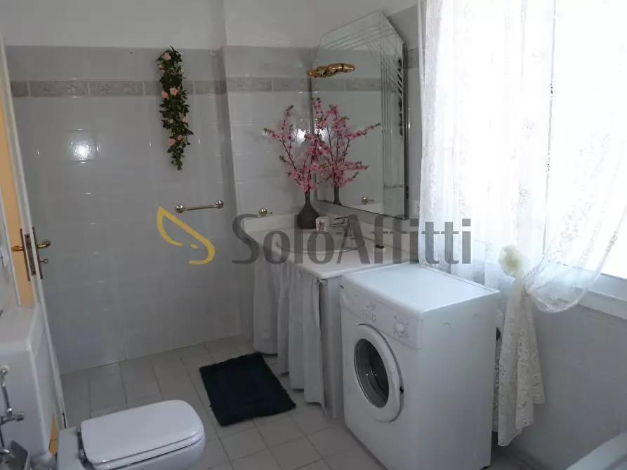 Immagine 16 di Trilocale in affitto  in Via Ortassi 44 a Santo Stefano Al Mare