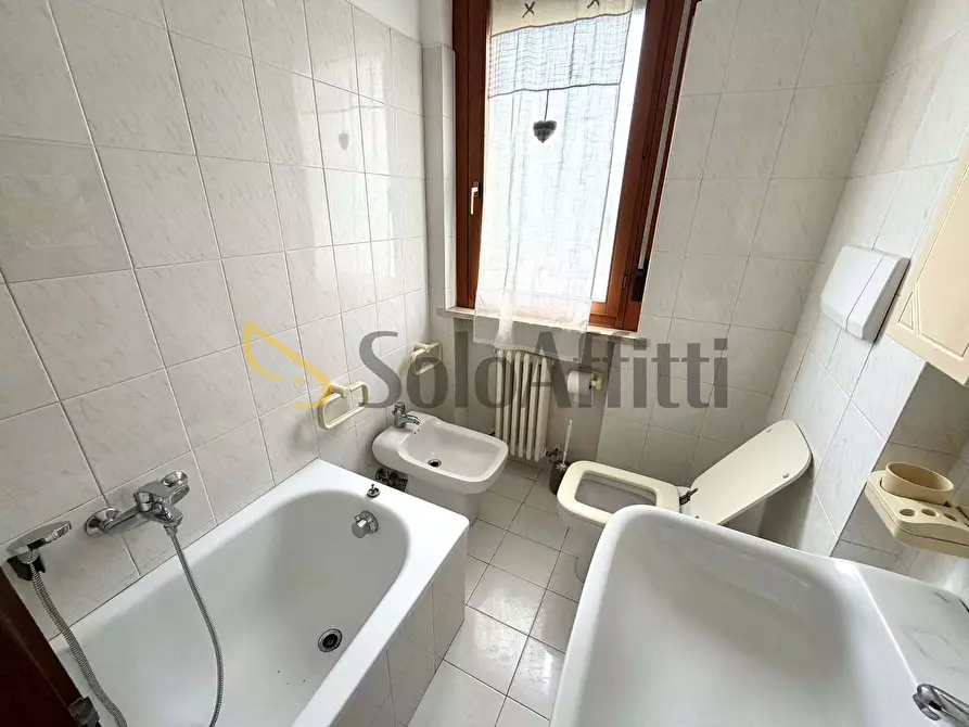Immagine 16 di Quadrilocale in affitto  in Via Isonzo 81 a Tortoreto