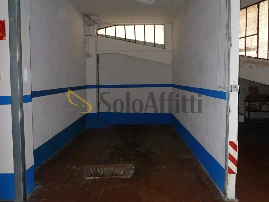Immagine 11 di Garage in affitto  in Via XX Settembre a San Remo
