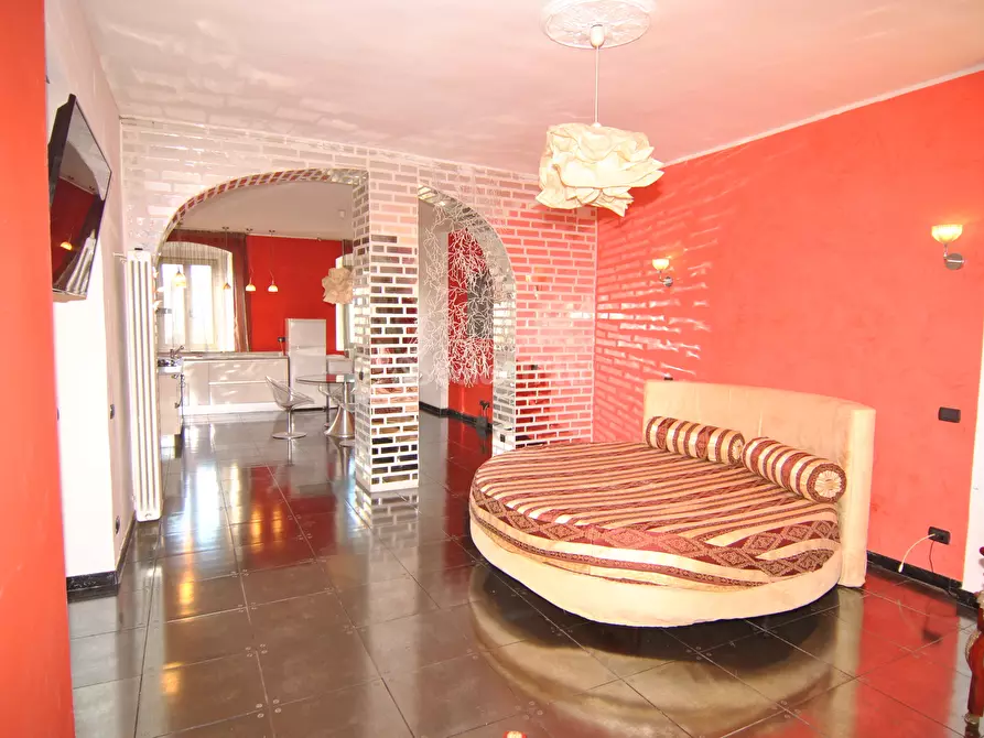 Immagine 17 di Loft/Open space in affitto  a Livorno