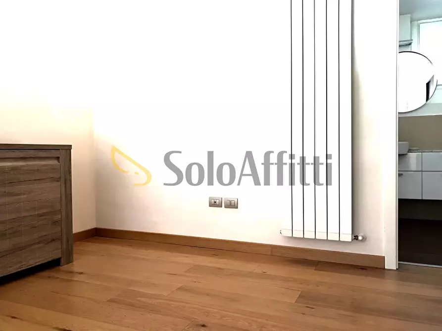Immagine 14 di Trilocale in affitto  in VIA SCIOLZE a Torino
