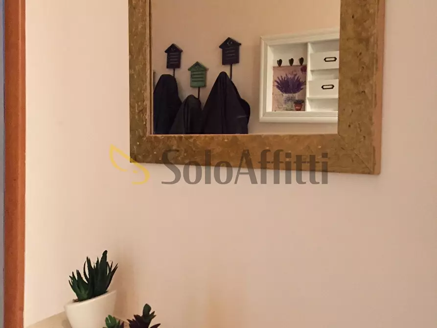 Immagine 4 di Stanza singola in affitto  a Cagliari