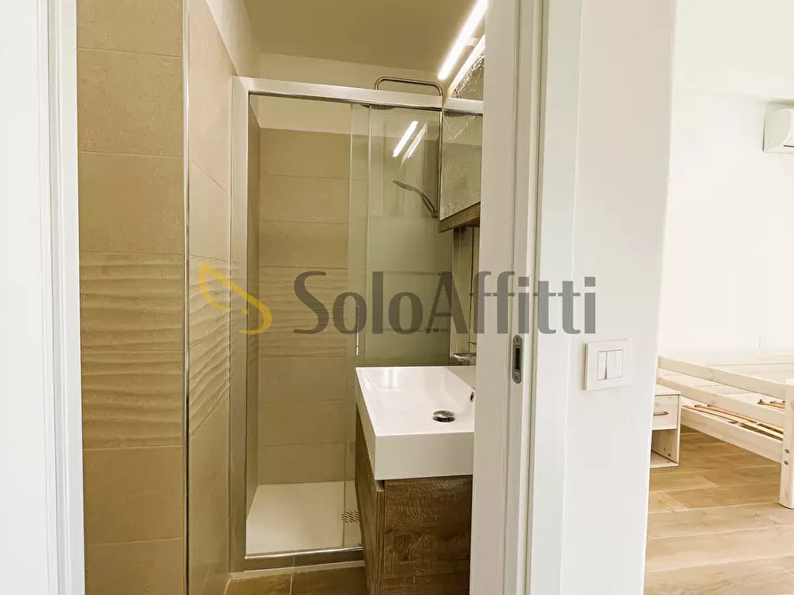 Immagine 3 di Stanza singola in affitto  in Via Città di Prato 9 a Roma