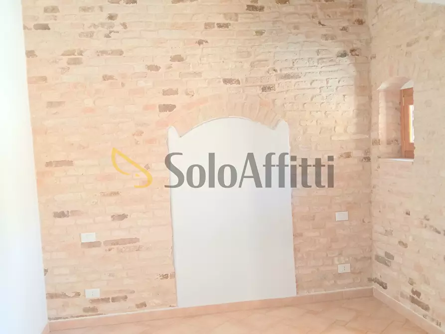 Immagine 6 di Trilocale in affitto  a Falconara Marittima