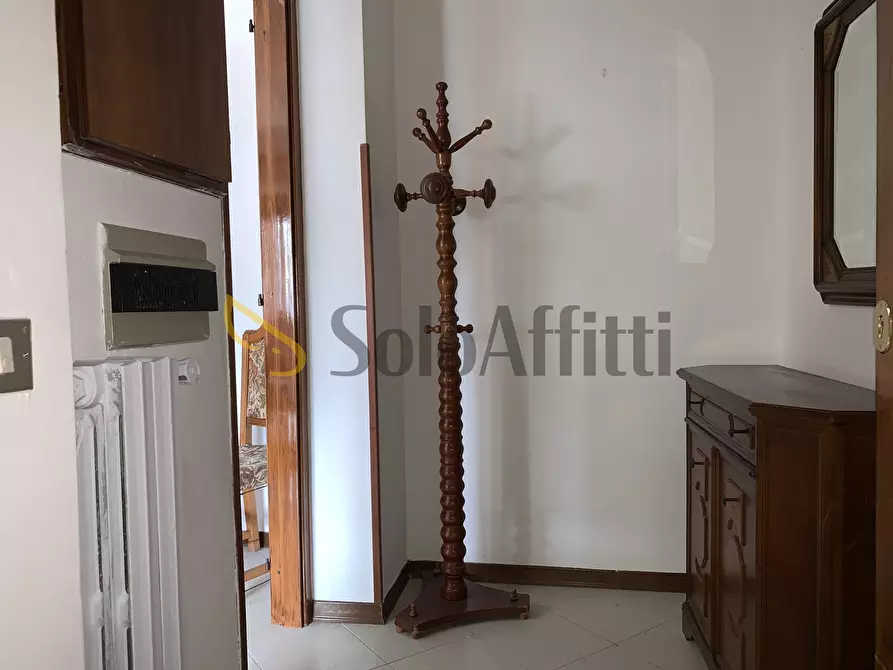 Immagine 5 di Trilocale in affitto  a Catanzaro