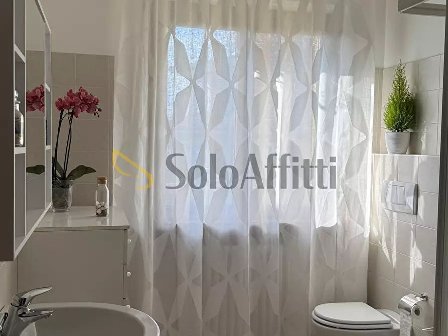 Immagine 9 di Bilocale in affitto  in Via Giuseppe Mazzini 20 a Montano Lucino