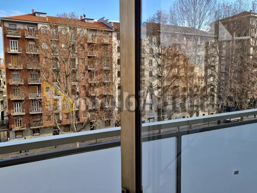 Immagine 21 di Quadrilocale in affitto  in Corso Alessandro Tassoni 81 a Torino