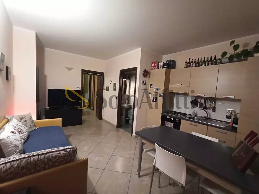 Immagine 2 di Bilocale in affitto  in Via Brione a Torino