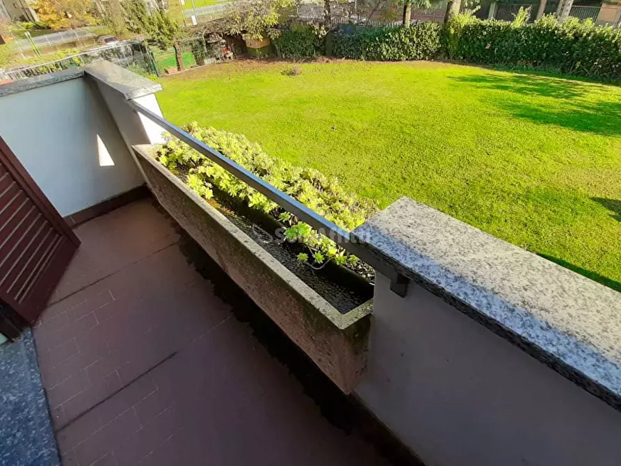 Immagine 21 di Trilocale in affitto  in via Donizetti 43 a Muggiò