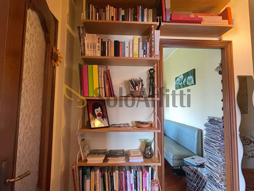 Immagine 11 di Trilocale in affitto  in Via Borgo Dora a Torino