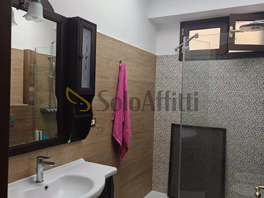 Immagine 12 di Trilocale in affitto  a Catania