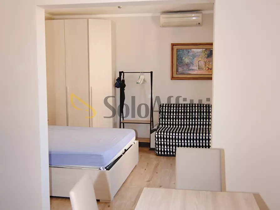 Immagine 5 di Monolocale in affitto  a Livorno