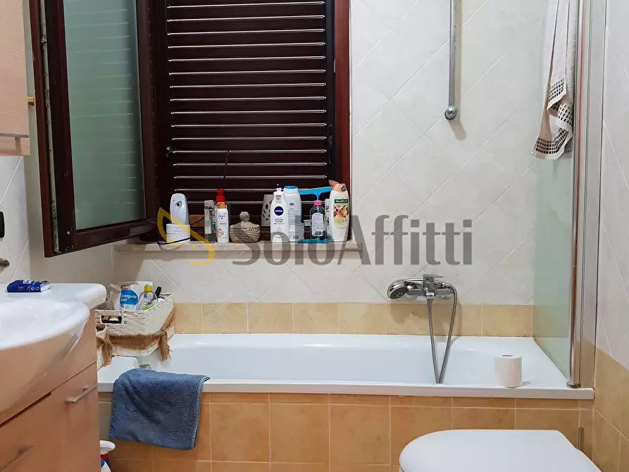 Immagine 12 di Quadrilocale in affitto  a Catanzaro