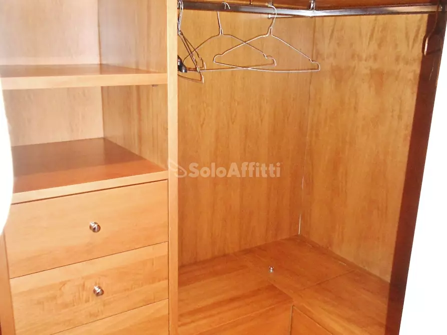 Immagine 28 di Villetta a schiera in affitto  in Via Fiorenzuola di Focara a Fiumicino