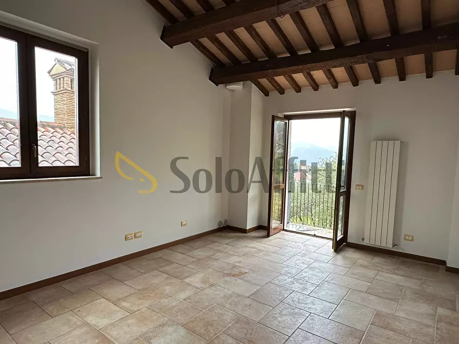 Immagine 1 di Trilocale in affitto  in Via Eugenio Tonelli 1 a Montefranco