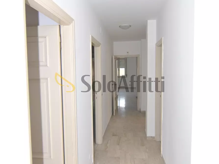 Immagine 29 di Appartamento in affitto  in Via Roma 70 a Livorno