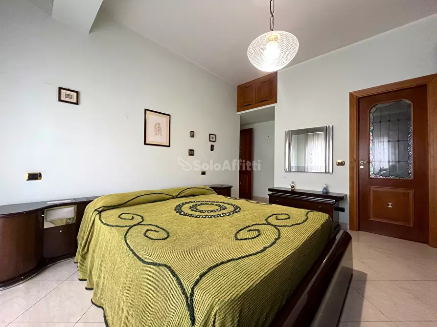 Immagine 8 di Quadrilocale in affitto  a Catanzaro