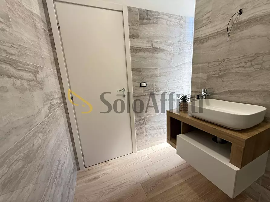 Immagine 10 di Monolocale in affitto  in Via San Donato a Caserta