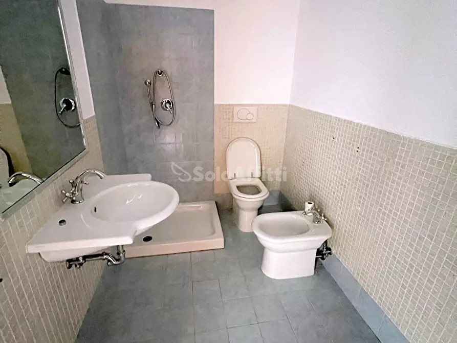 Immagine 9 di Bilocale in affitto  a Agugliano