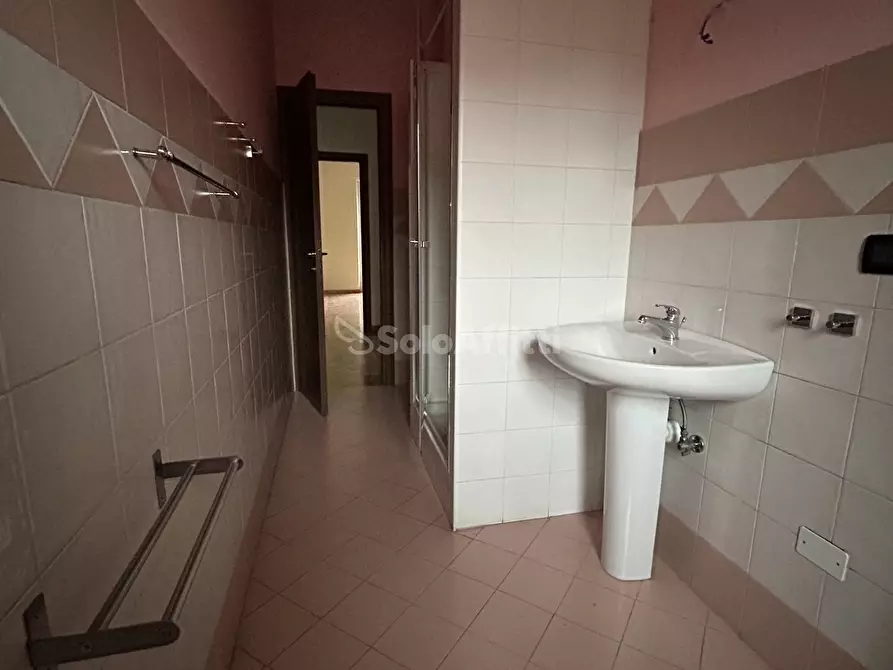 Immagine 12 di Trilocale in affitto  in Via Montalenghe 13 a Torino