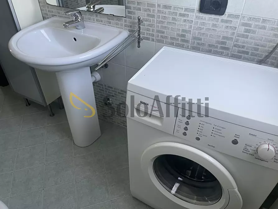 Immagine 16 di Bilocale in affitto  in Via G. Bruno 3 a Cerro Maggiore
