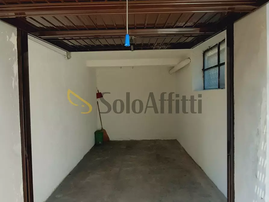 Immagine 1 di Garage in affitto  in Via Goffredo Mameli 10 a Muggiò