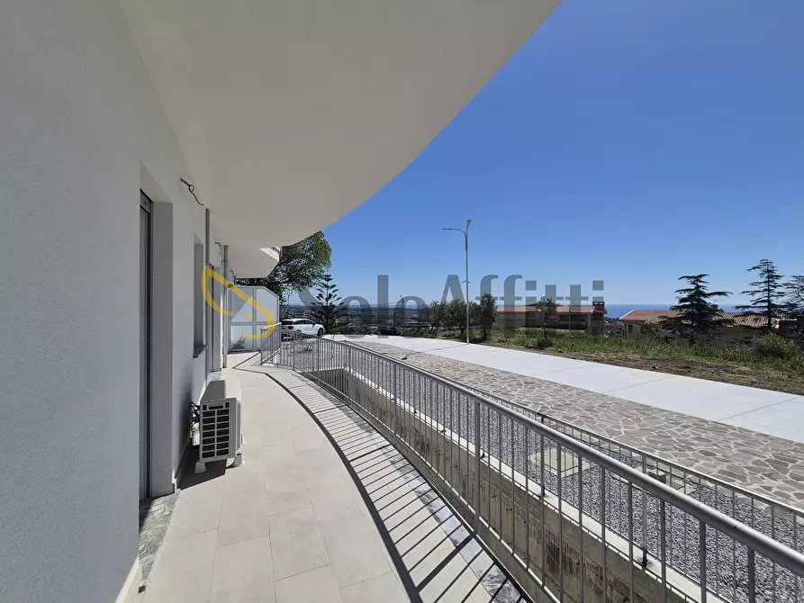 Immagine 11 di Bilocale in affitto  in Via Antonio Izzi De Falenta 14 a Catanzaro