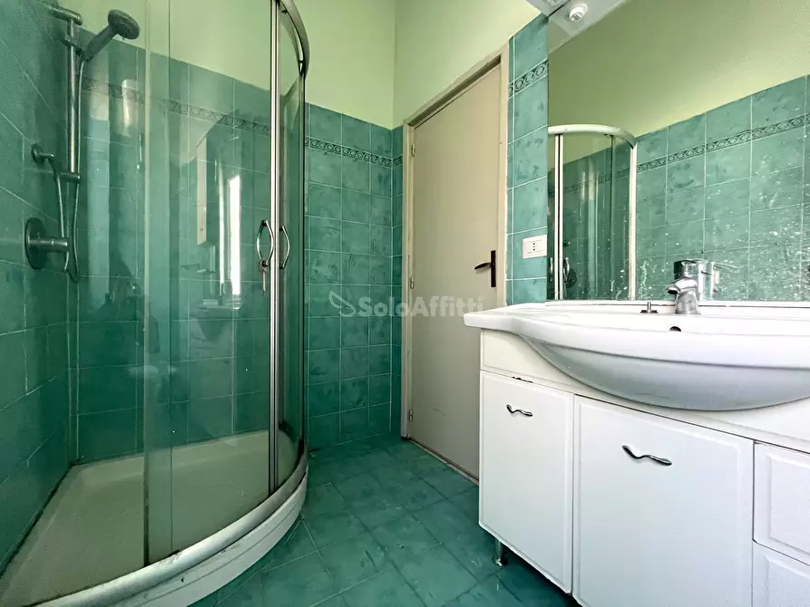 Immagine 9 di Quadrilocale in affitto  a Catanzaro