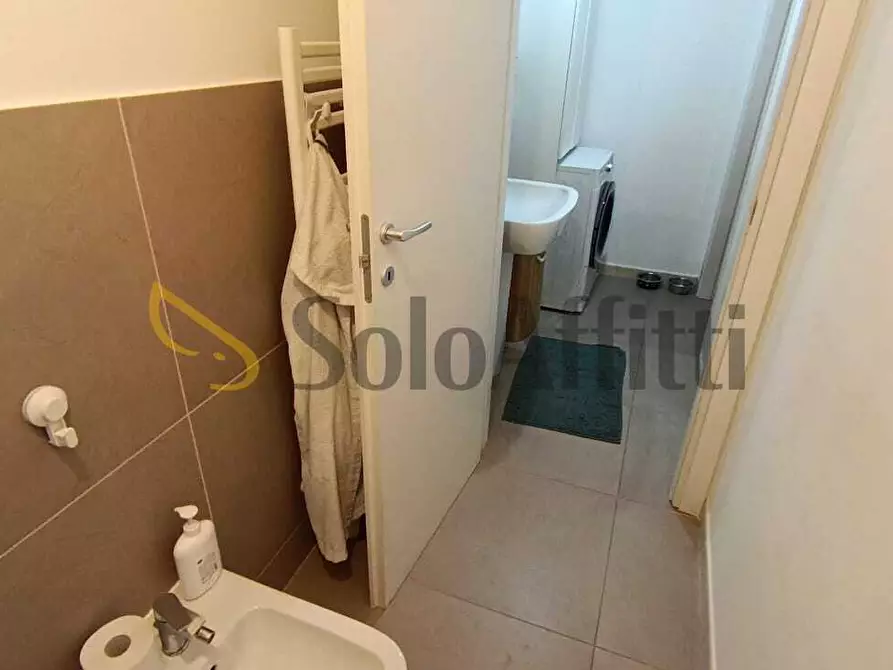 Immagine 12 di Bilocale in affitto  in via Candiolo a Torino