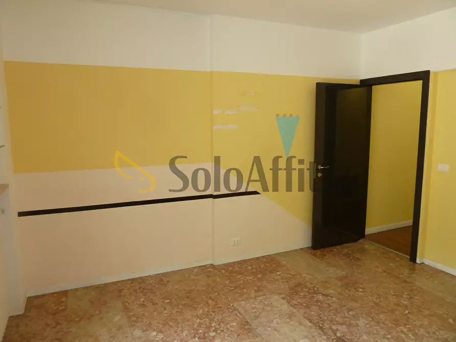 Immagine 3 di Ufficio in affitto  in Via Antonio Fratti 3 a San Remo
