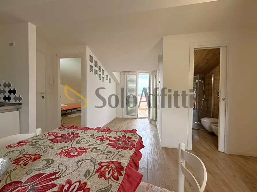 Immagine 4 di Attico in affitto  in Via Guglielmo Papaleo 8 a Catanzaro